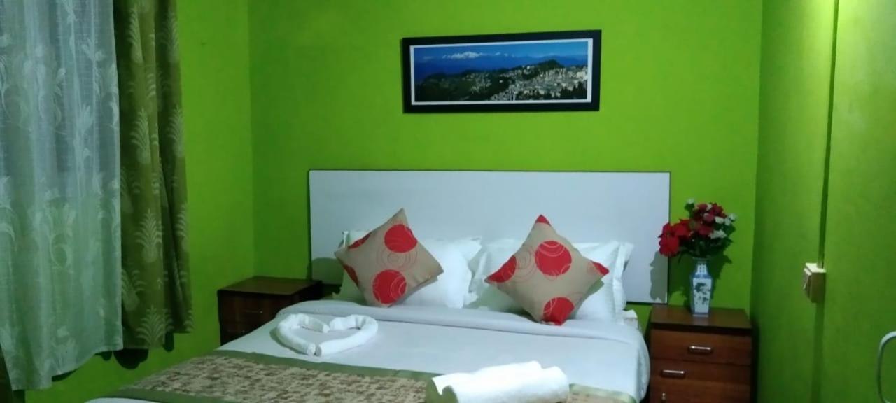 Beverly Hills Home Stay Darjeeling  Esterno foto