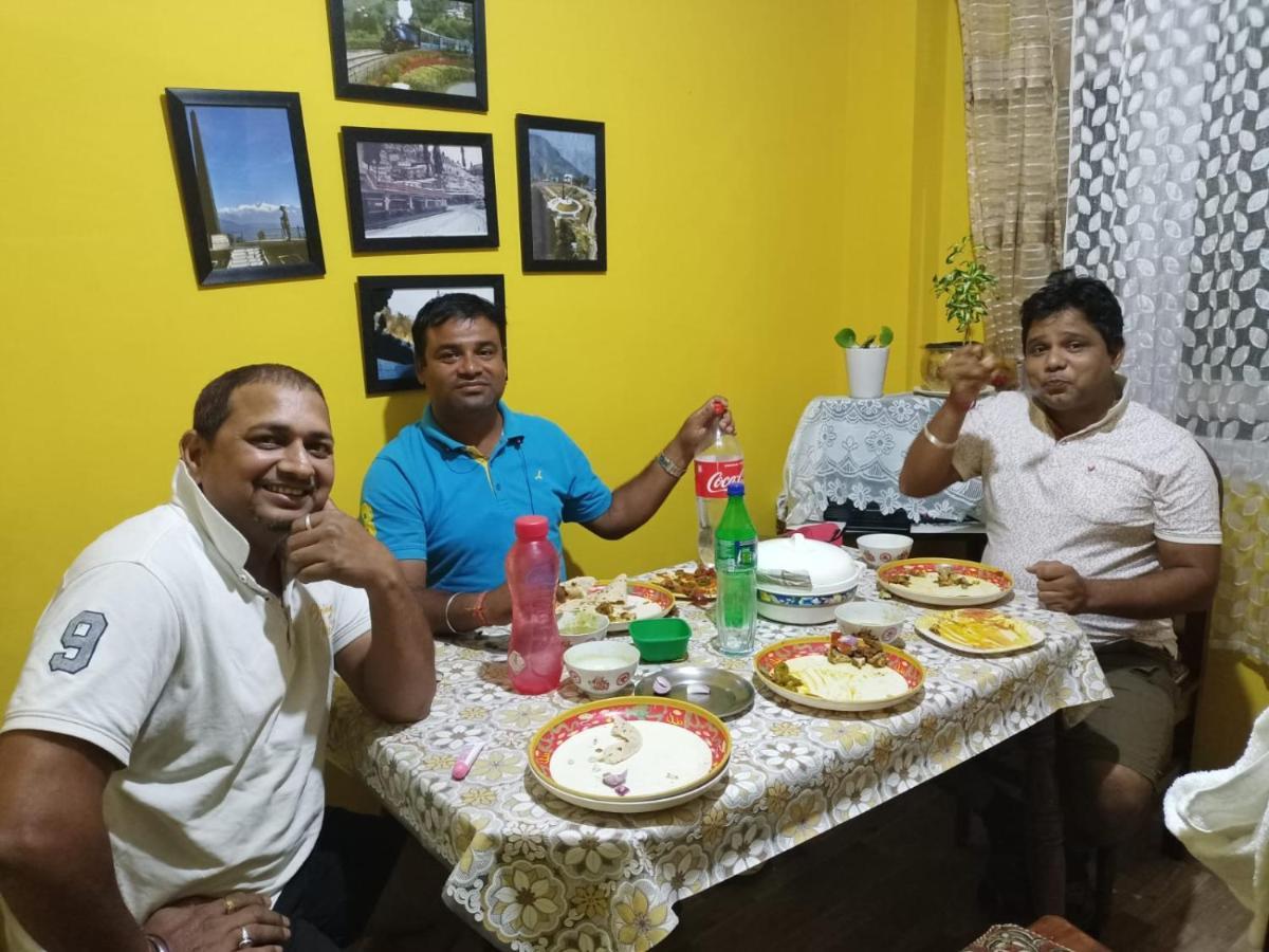 Beverly Hills Home Stay Darjeeling  Esterno foto