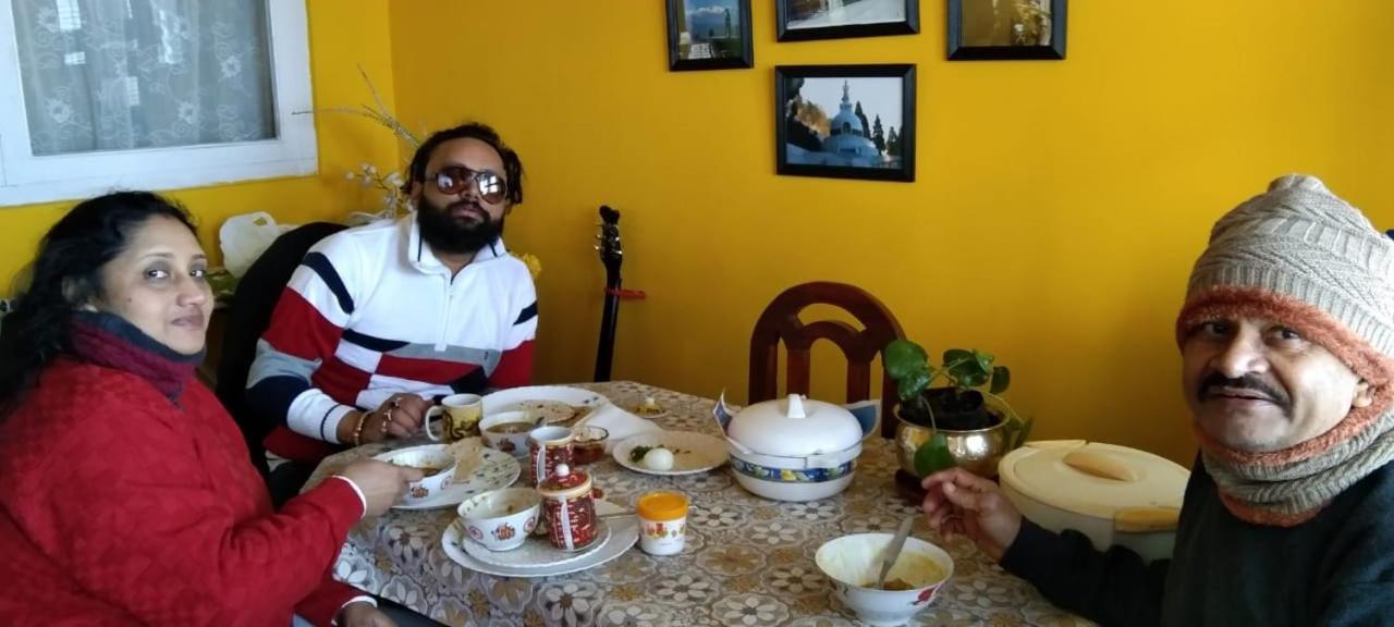 Beverly Hills Home Stay Darjeeling  Esterno foto