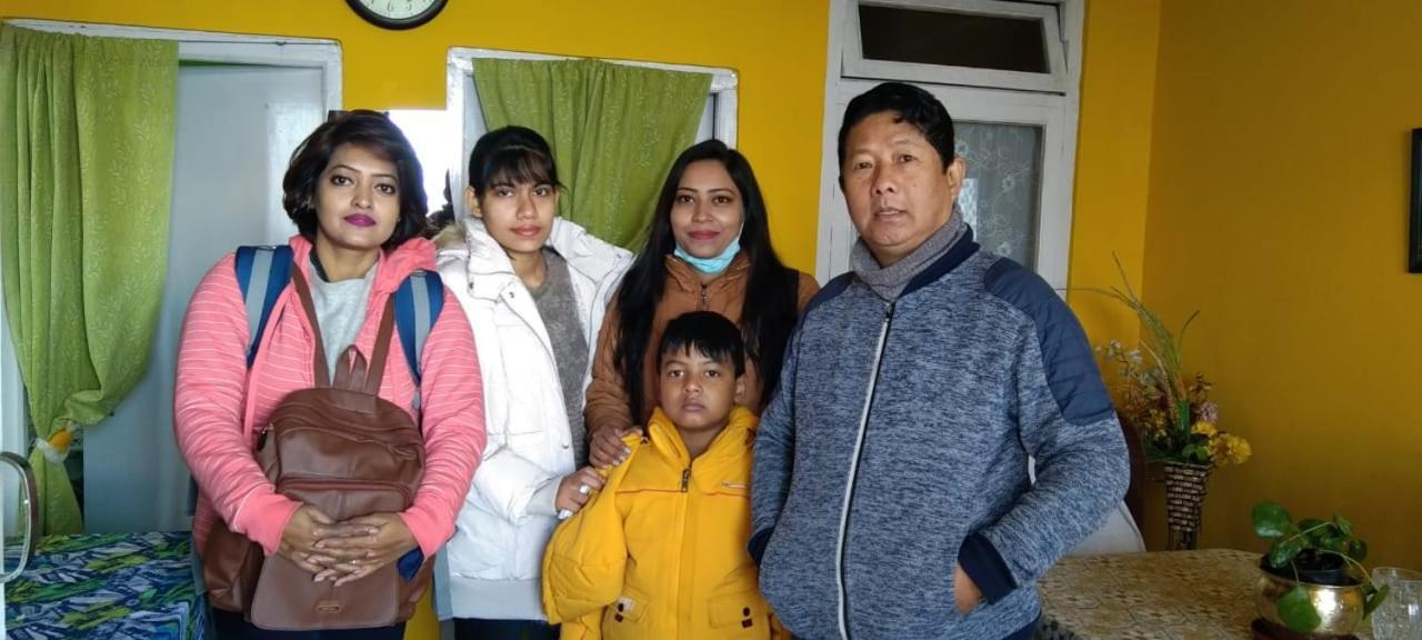 Beverly Hills Home Stay Darjeeling  Esterno foto