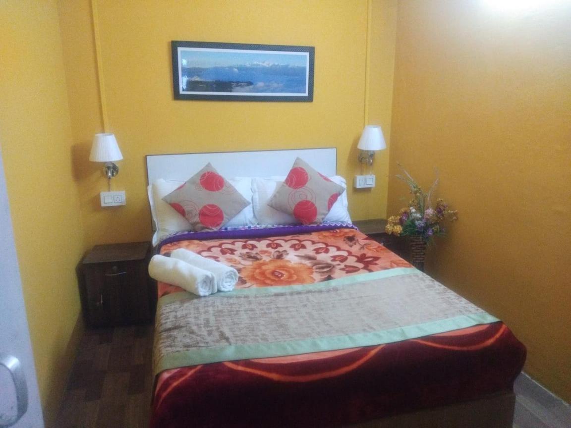 Beverly Hills Home Stay Darjeeling  Esterno foto
