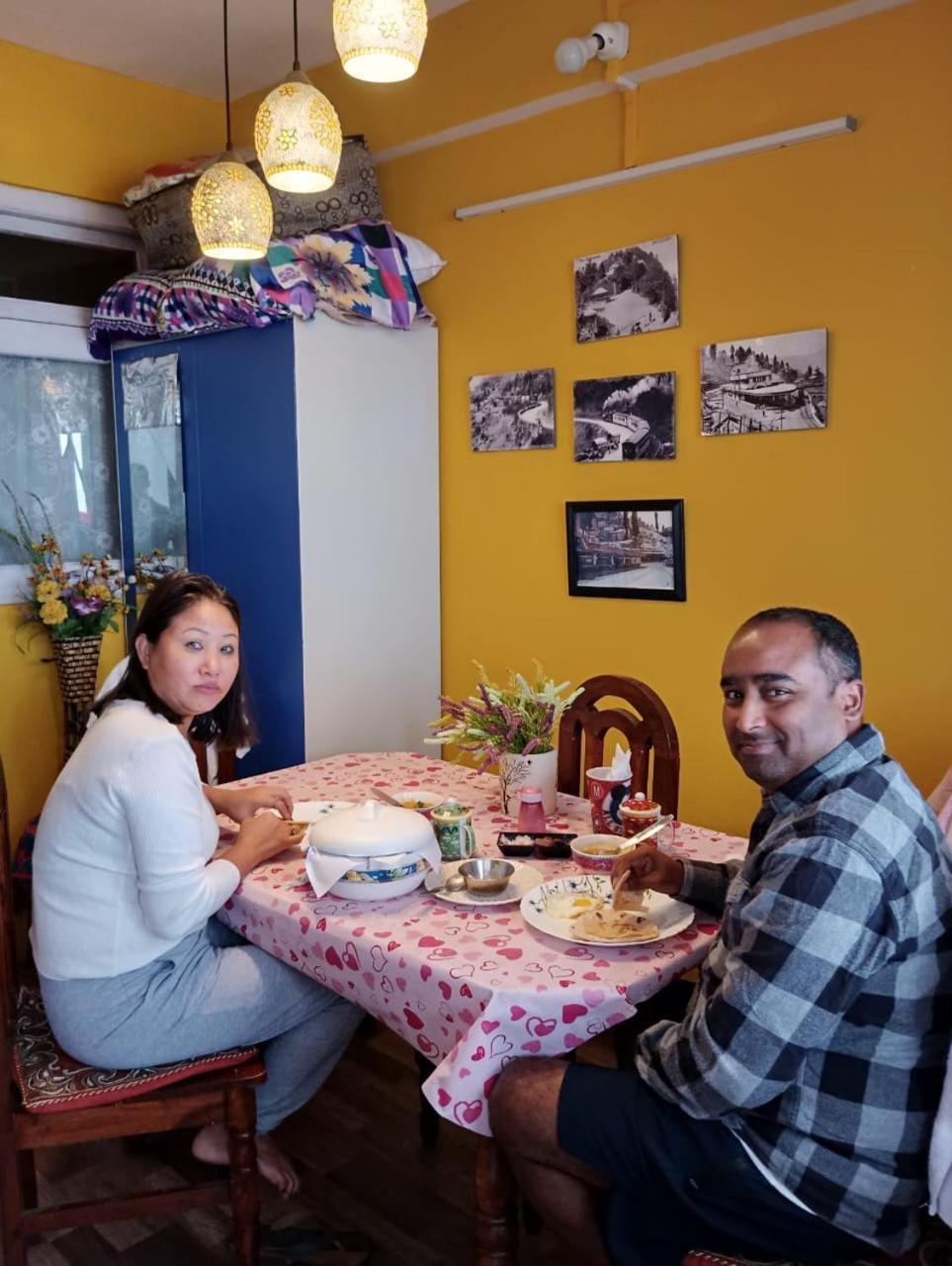 Beverly Hills Home Stay Darjeeling  Esterno foto